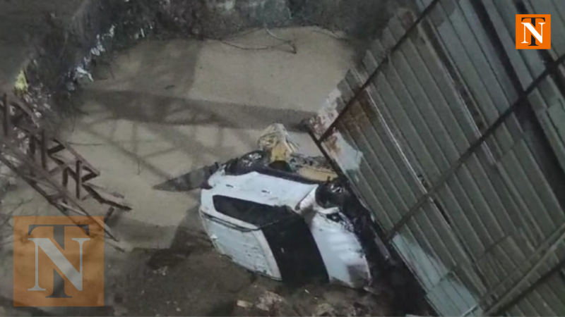 Car Slips into Pit at Ramdaspeth Gurudwara Construction Site